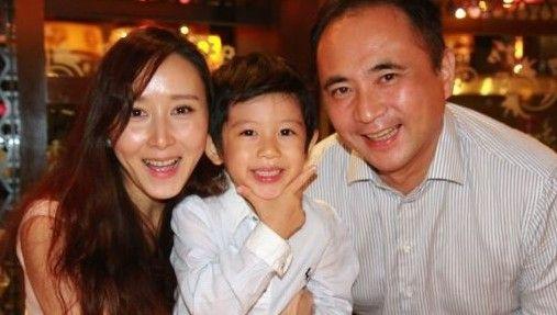 胡静老公图片,魅力四溢，实力派演员背后的坚实后盾