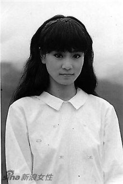 明星年轻照,明星年轻时的青涩风采